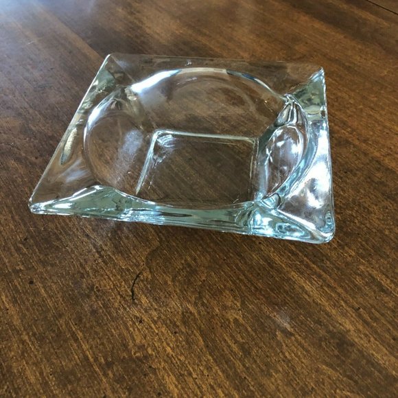 Anchor Hocking Ashtray Heavy Clear Glass Square 4 1/2" Vintage Tobacco Collectib - Picture 2 of 8